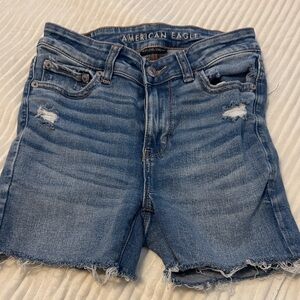 American Eagle Outfitters Distressed Blue Jean Shorts Sz 2